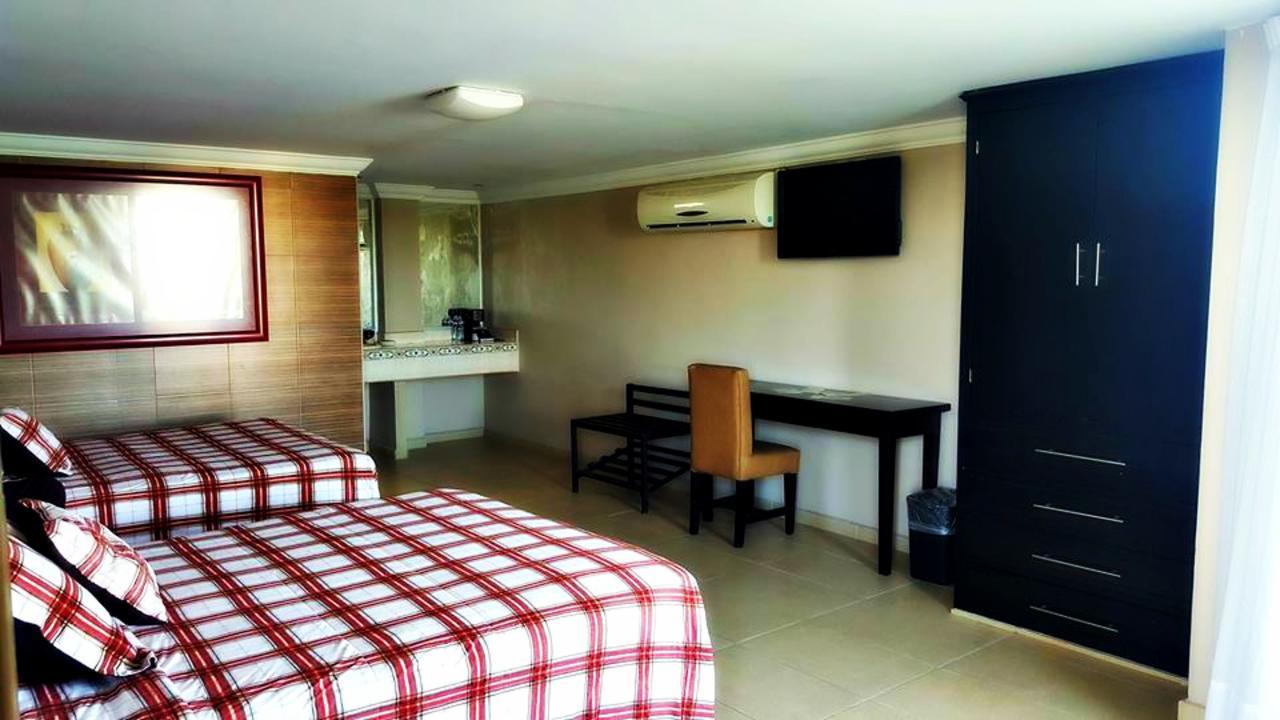 Hotel Graham וייארמוסה מראה חיצוני תמונה